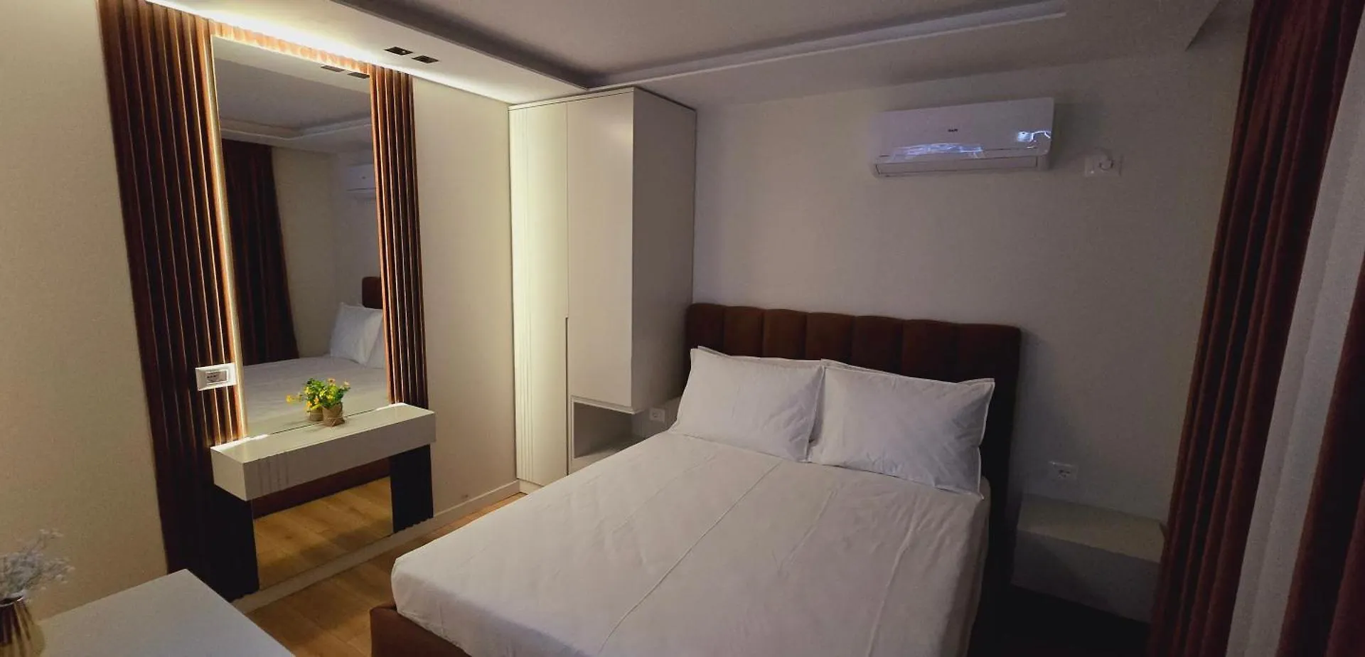 Arkle 2 Apartments Tirana 0*,  Albania